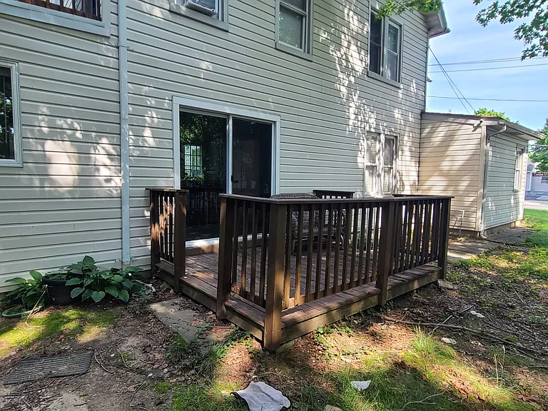 Private deck off of kitchen