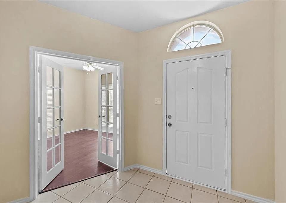 1st image of 1000 Fairweather Dr