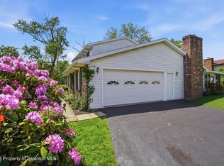 109 Yale Blvd, Clarks Green, PA 18411
