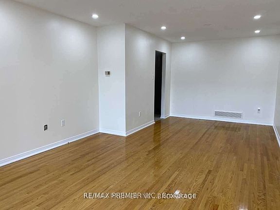4th image of 114 Sentinel Rd