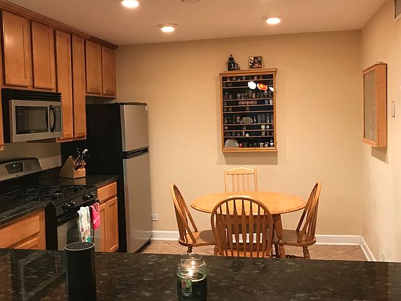 5th image of 235 Marengo Ave APT 2B