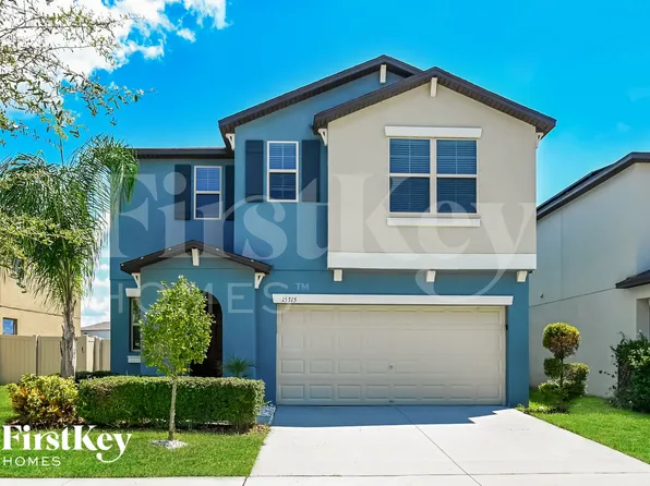 15315 Broad Brush Dr, Sun City Center, FL 33573