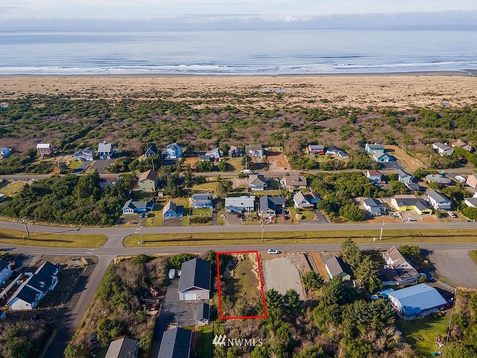 1st image of 590 Ocean Shores Blvd SW