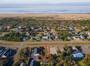 590 Ocean Shores Blvd SW, Ocean Shores, WA 98569