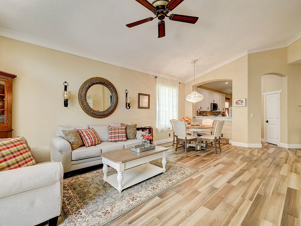 1st image of 656 NW Stanford Lane