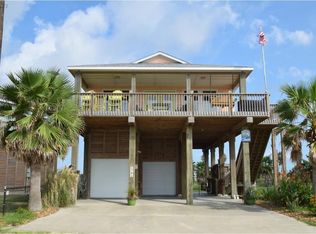 1781 Redfish Ln, Crystal Beach, TX 77650