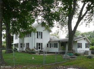 28052 Kelly Rd, Sturgis, MI 49091