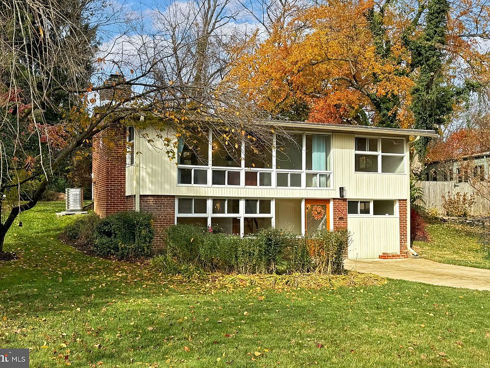 1st image of 3338 Hemlock Dr