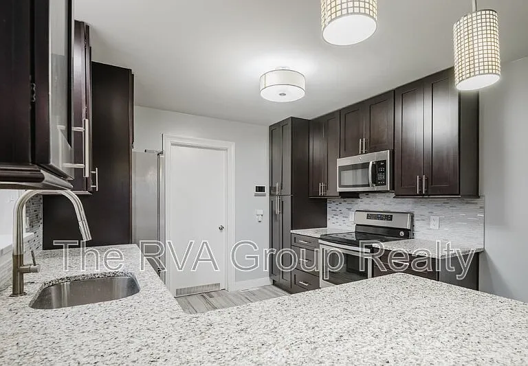 4930 Bethlehem Rd — Photo 11