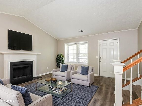 5th image of 10305 Virginia Pine Ln