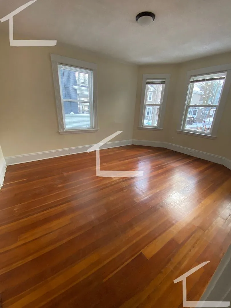 Building Photo - 46 Montfern Ave #1A