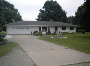 710 E Columbia Rd, Mason, MI 48854