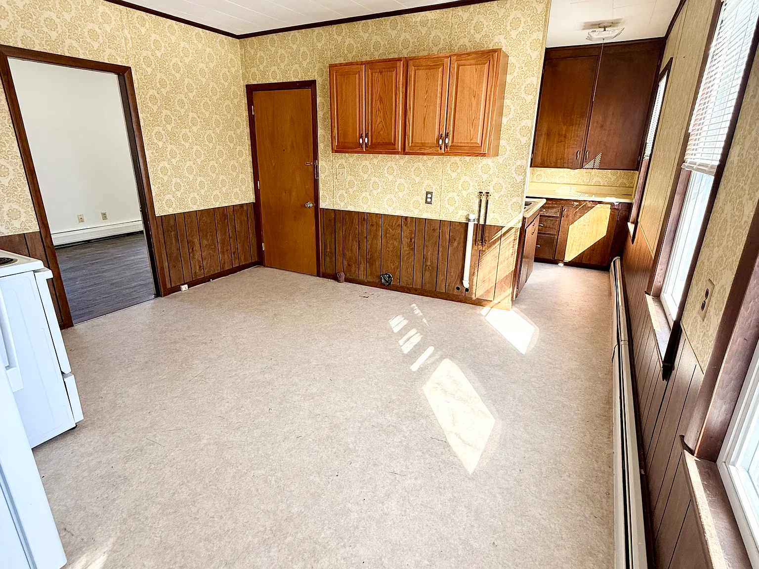 2 bed, $1,200 — Photo 4