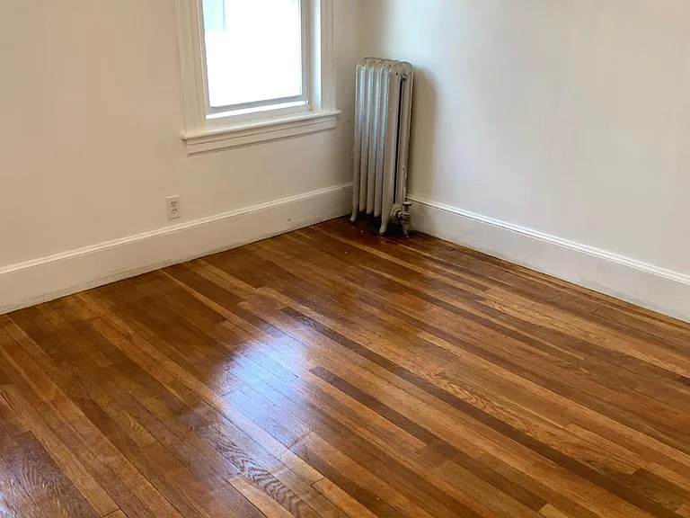 529 Pleasant St #C — Photo 15
