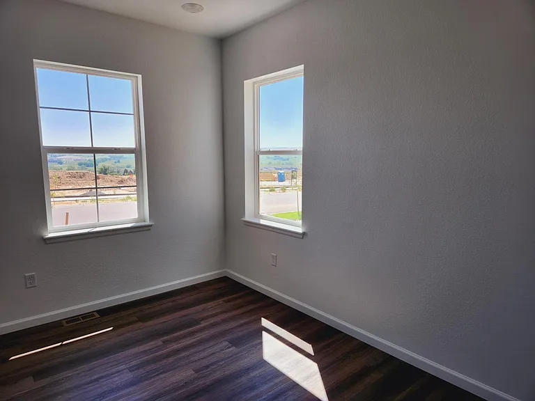 13385 Blue Amber Ct — Photo 9