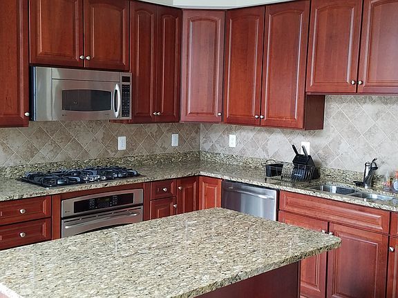 2nd image of 2371 Brookmoor Ln #521A