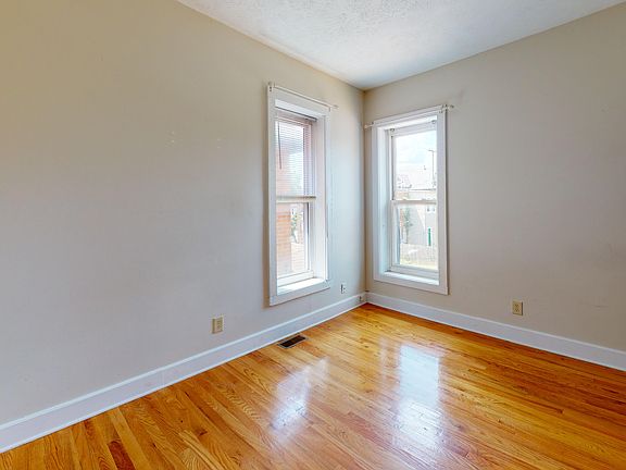 3rd image of 1369-1371 Indianola Ave #1369