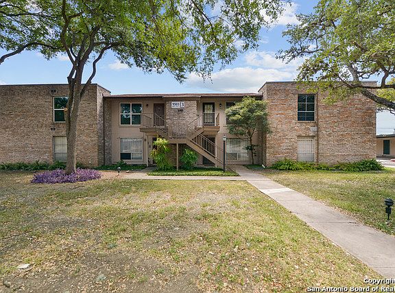 2nd image of 9503 Powhatan Dr APT 302