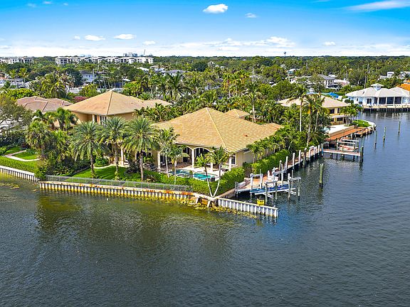 3rd image of 14324 Paradise Point Road
