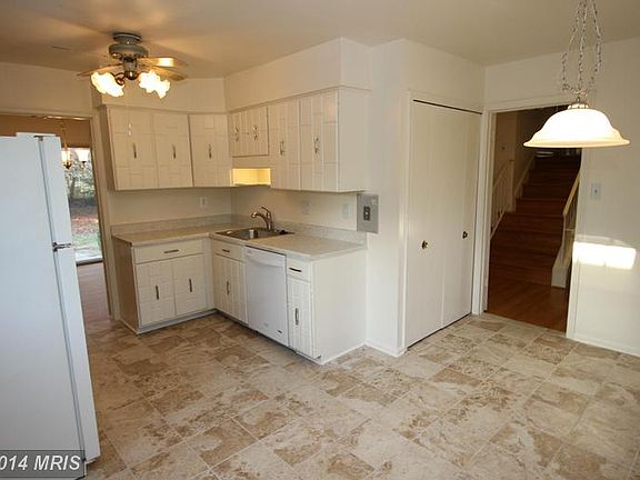 4th image of 16542 S Westland Dr