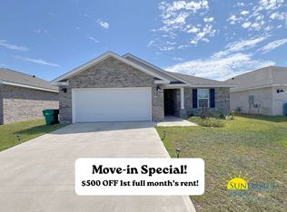 4621 Naval Ct, Crestview, FL 32539