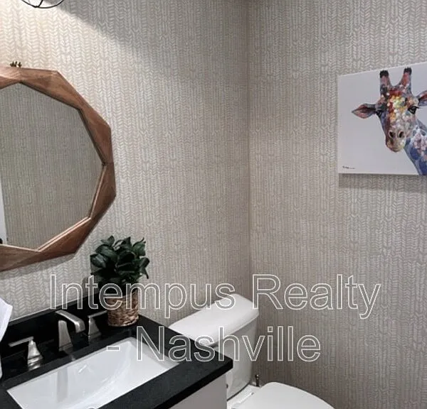 928 Southside Pl — Photo 8