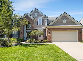 49136 Running Trout Ln, Northville, MI 48168