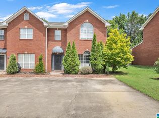 414 Cambrian Ridge Trl, Pelham, AL 35124
