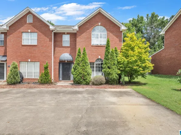 414 Cambrian Ridge Trl, Pelham, AL 35124