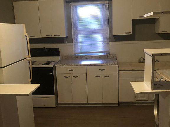 2nd image of 3307 Ohio Ave