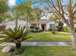 735 Woodridge Ct, Lemoore, CA 93245