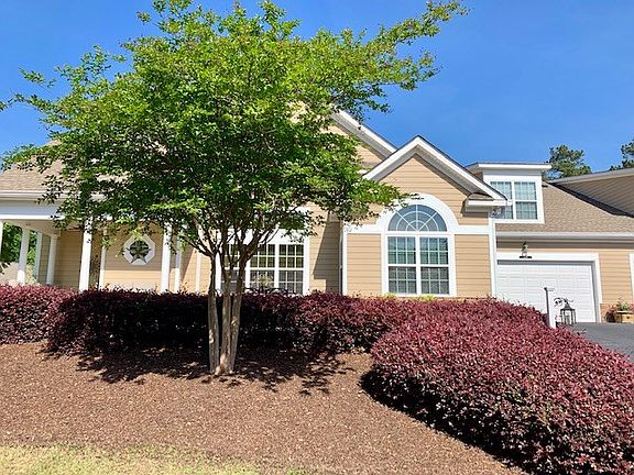 3rd image of 1401 Amberley Dr