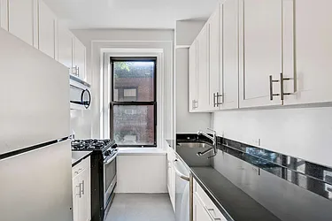 Rented by Cooper & Cooper Real Estate