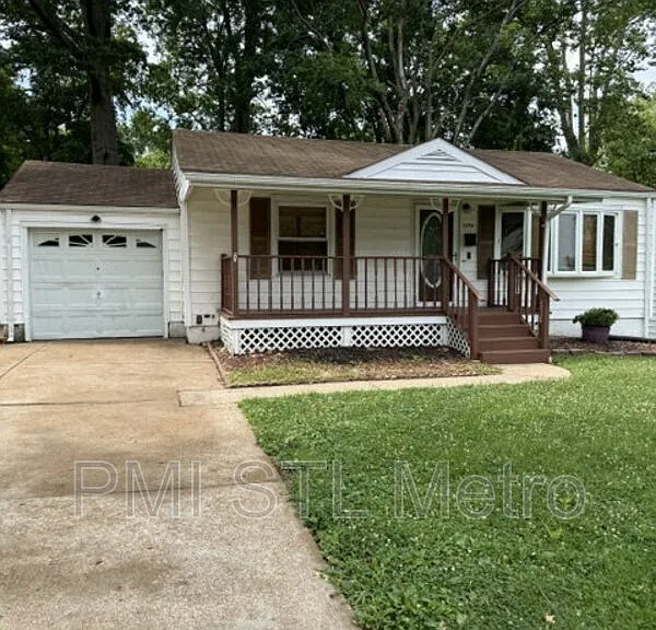 1254 Roxton Dr — Photo 1