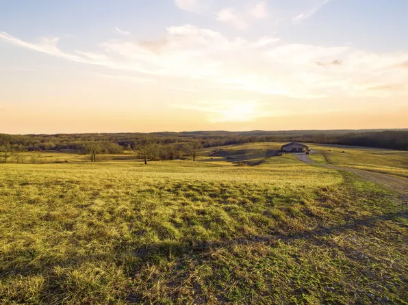 Hcr 69 Box 100, Oldfield, MO 65720