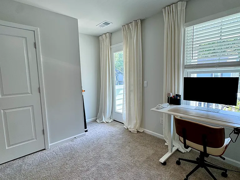 340 Dickerson Ln — Photo 31