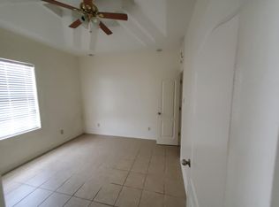 3003 E Montgomery St #5, Laredo, TX 78043