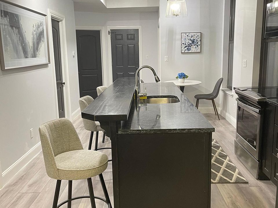 1st image of 23 13th St #1