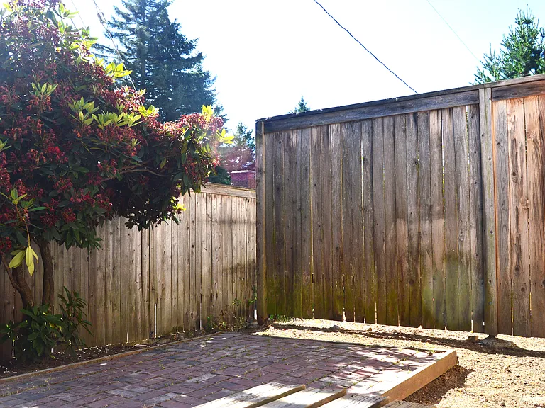 3722 Southcenter Blvd #10 — Photo 37