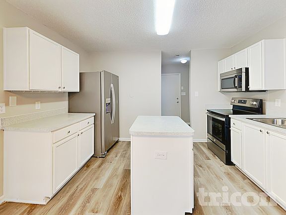 5th image of 5818 Greenway Vista Ln
