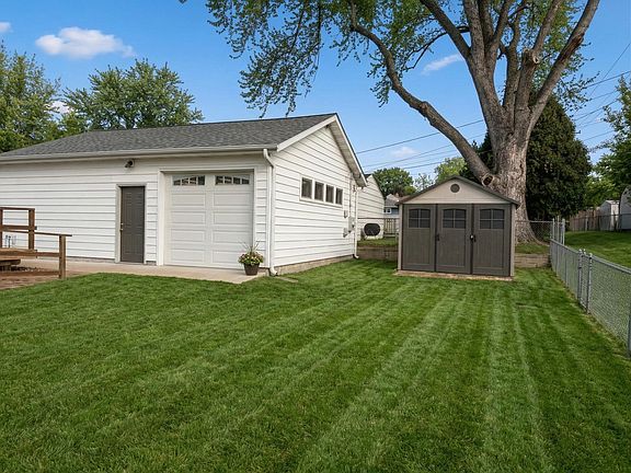 3rd image of 1740 Rome Ave