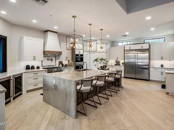 3rd image of 8432 E LA SENDA Drive