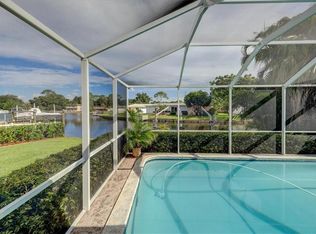 5070 Shore Acres Blvd NE, Saint Petersburg, FL 33703