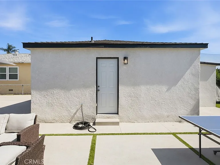 16914 S Hobart Blvd — Photo 35