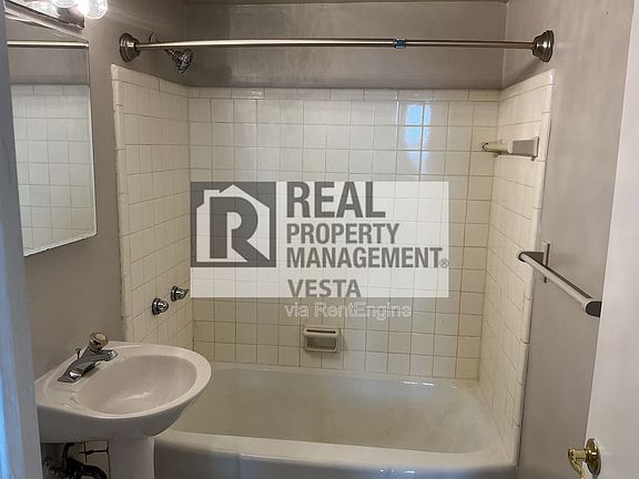 4th image of 363 New St APT 5F