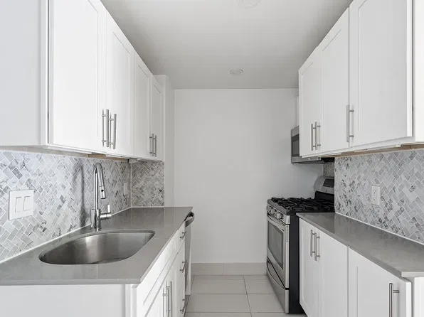 784 Columbus Avenue #6L, photo 2