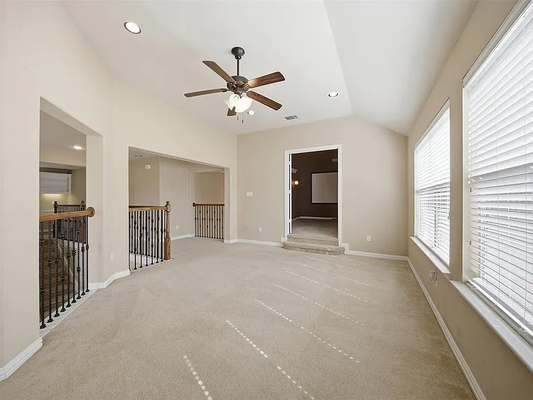 63 Vershire Cir — Photo 21