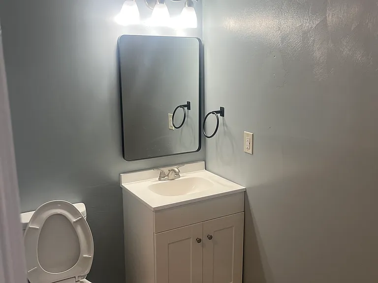 16 Academy St #6 — Photo 3