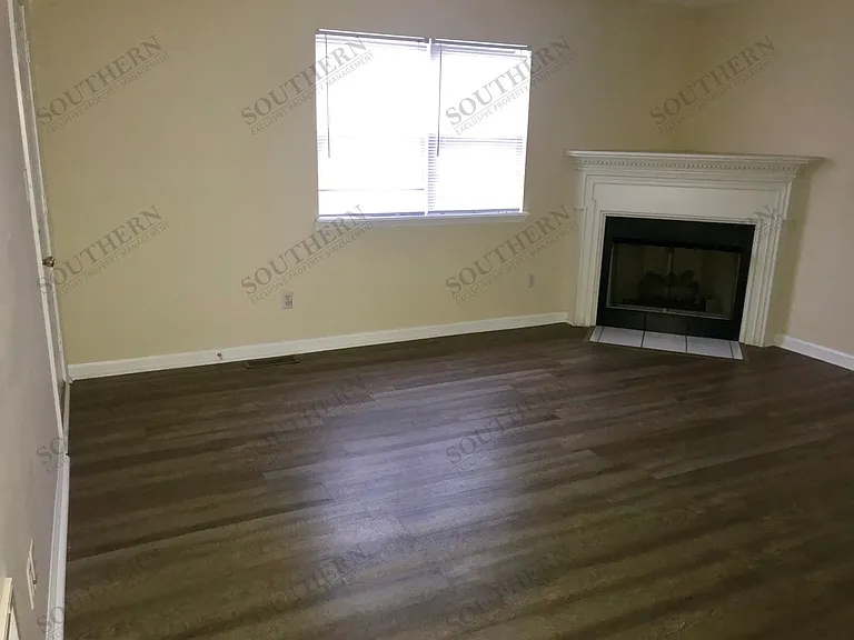 3930 Banyan Ct — Photo 4