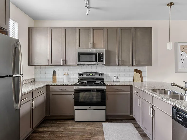 Green Park - Kitchen